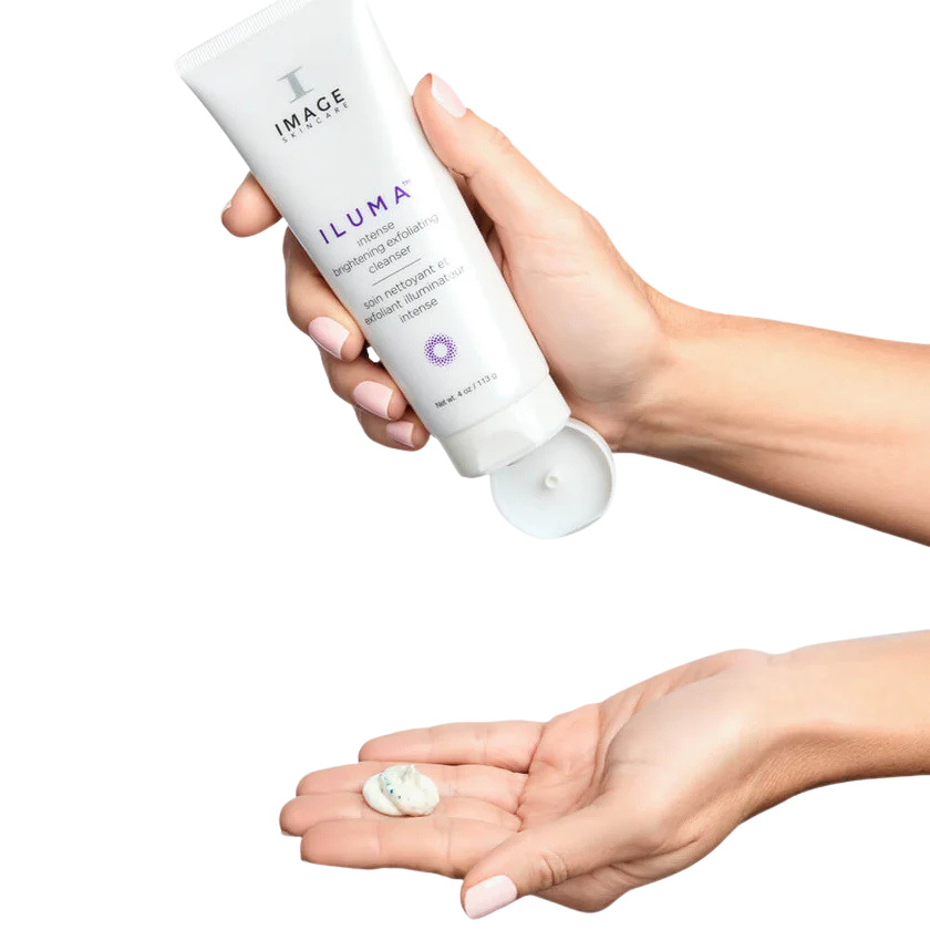 Nettoyant exfoliant Illuminateur intense – Iluma (Image Skincare)